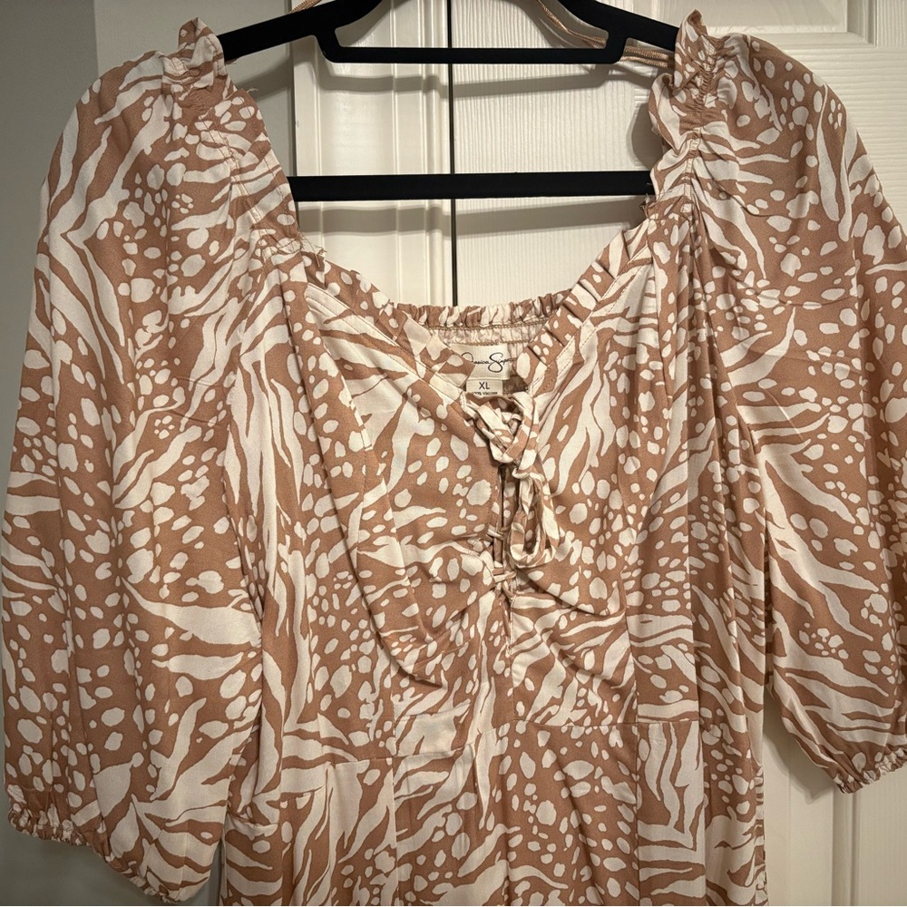 Jessica Simpson Neutral Patterned Dress